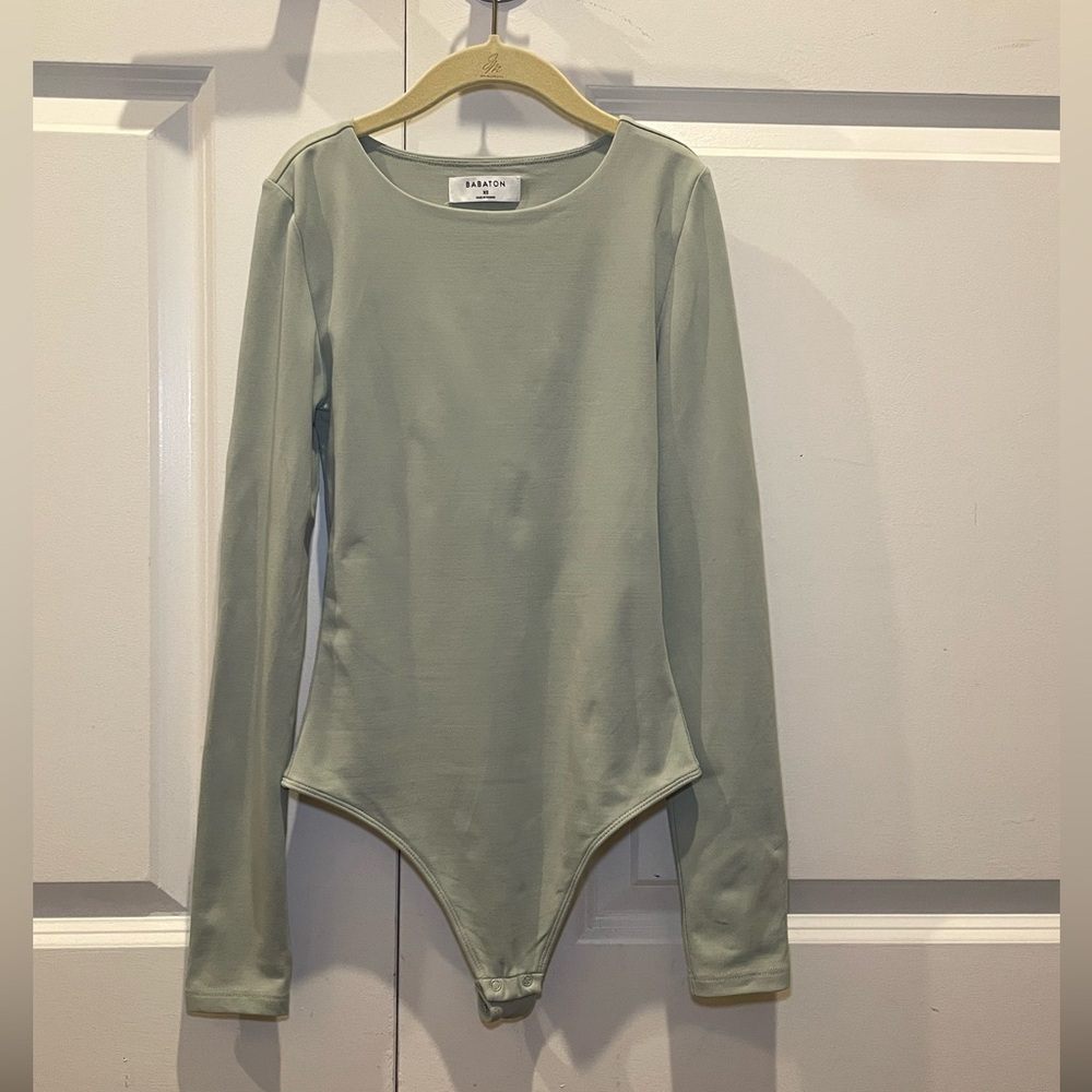 Aritzia Babaton Contour Crew Longsleeve Bodysuit Silent Storm Green Sz XS NWOT